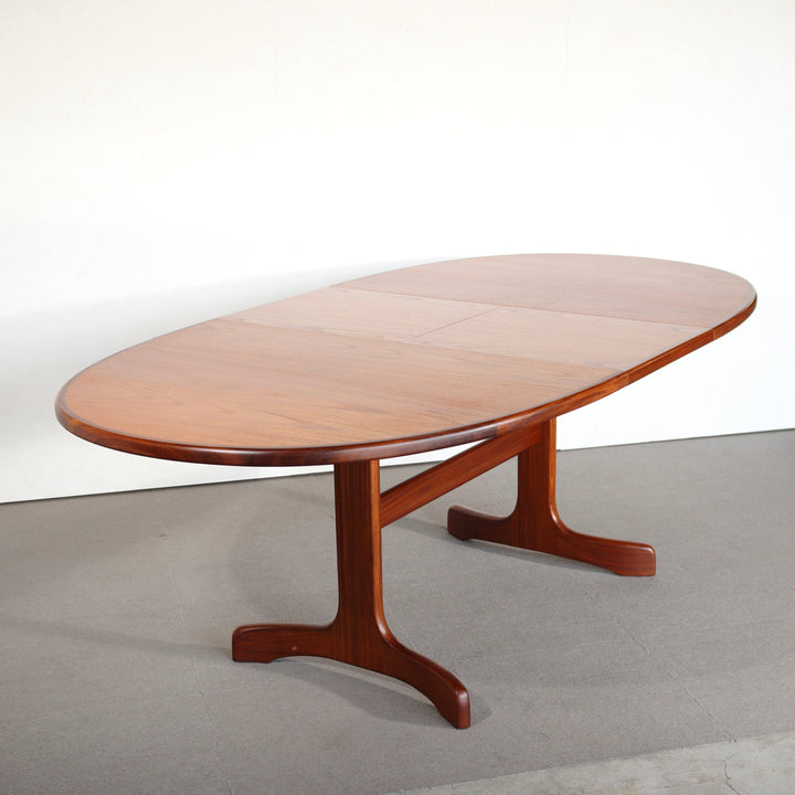 【comingsoon!】 G PLAN OVAL WHALE FIN DINING TABLE ItemCode-DAWN41