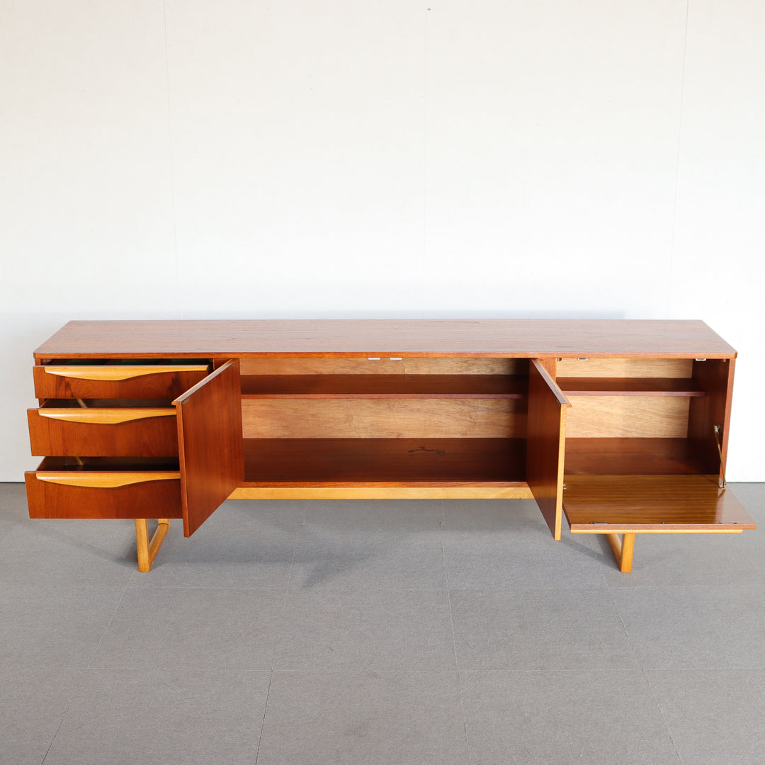 【comingsoon!】 STONEHILL TEAK SIDEBOARD ItemCode-DAWN33