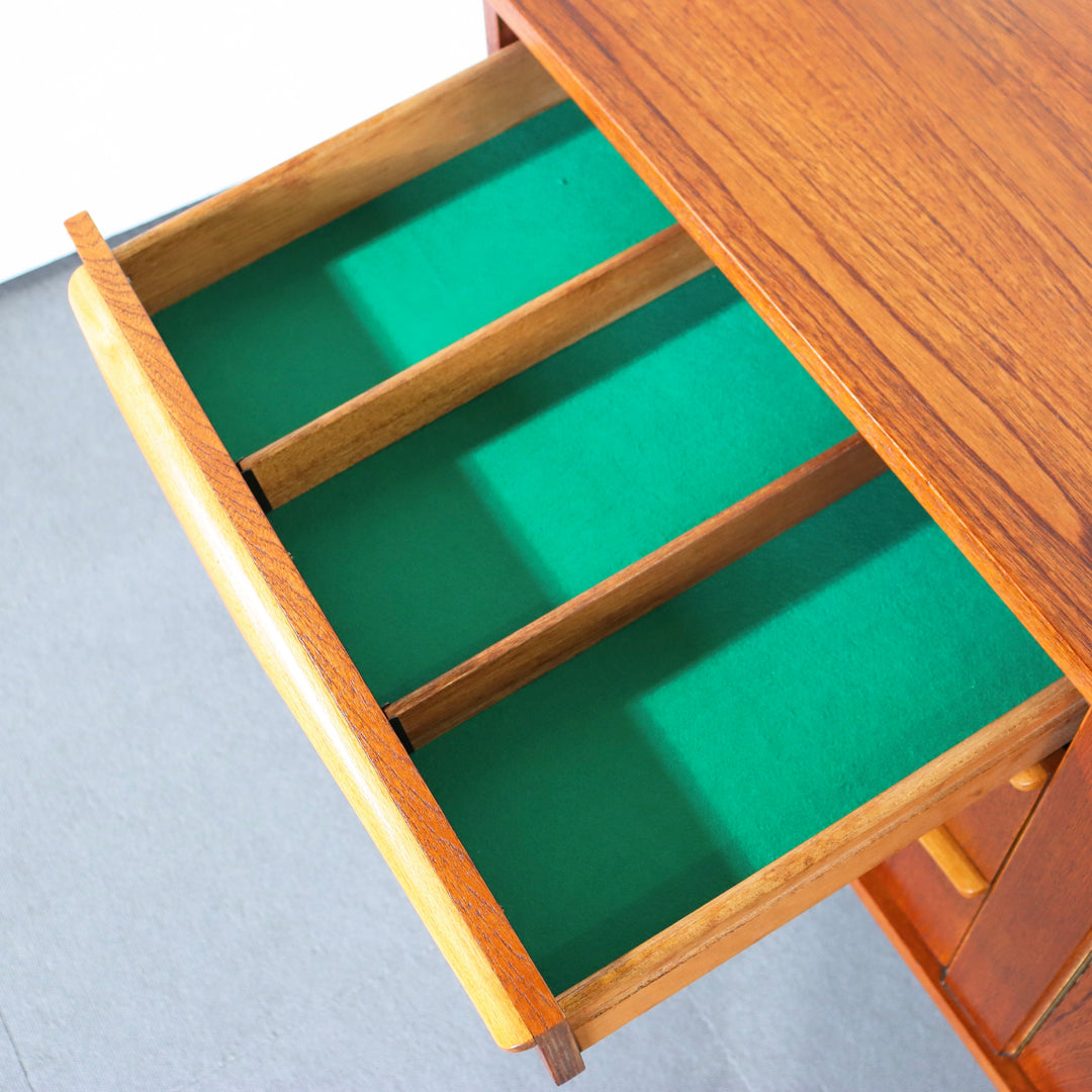 【comingsoon!】 STONEHILL TEAK SIDEBOARD ItemCode-DAWN33