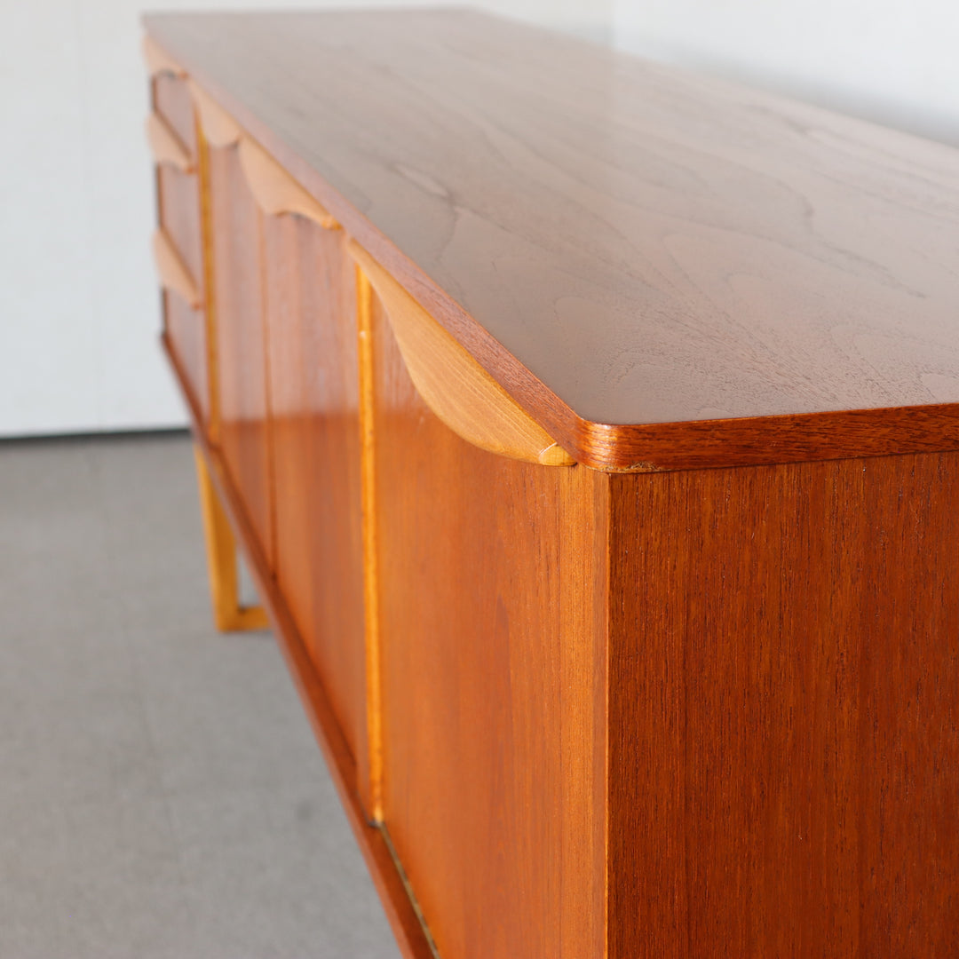 【comingsoon!】 STONEHILL TEAK SIDEBOARD ItemCode-DAWN33