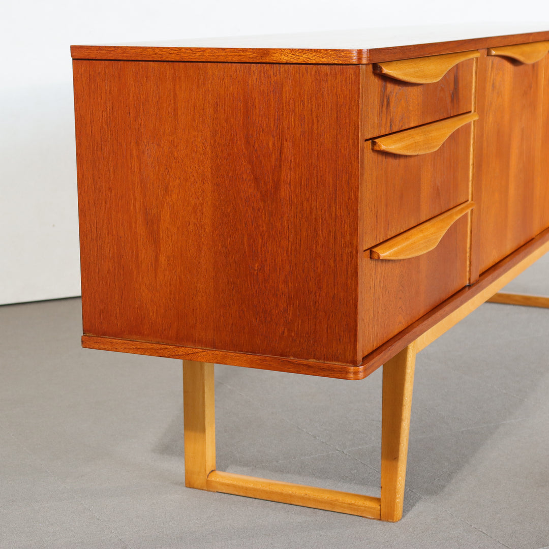 【comingsoon!】 STONEHILL TEAK SIDEBOARD ItemCode-DAWN33