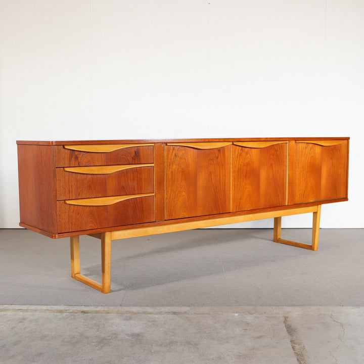 【comingsoon!】 STONEHILL TEAK SIDEBOARD ItemCode-DAWN33