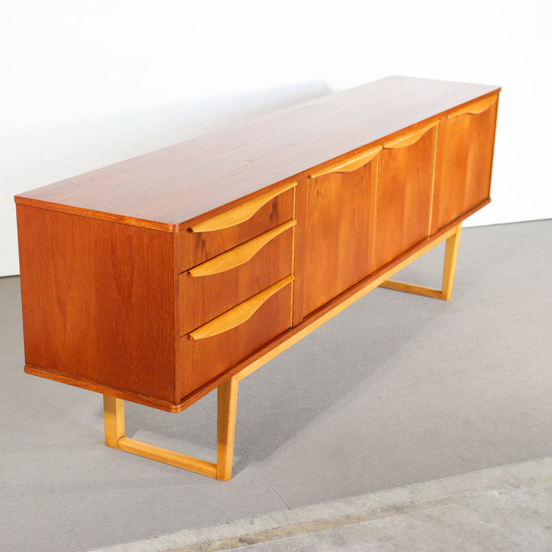 【comingsoon!】 STONEHILL TEAK SIDEBOARD ItemCode-DAWN33