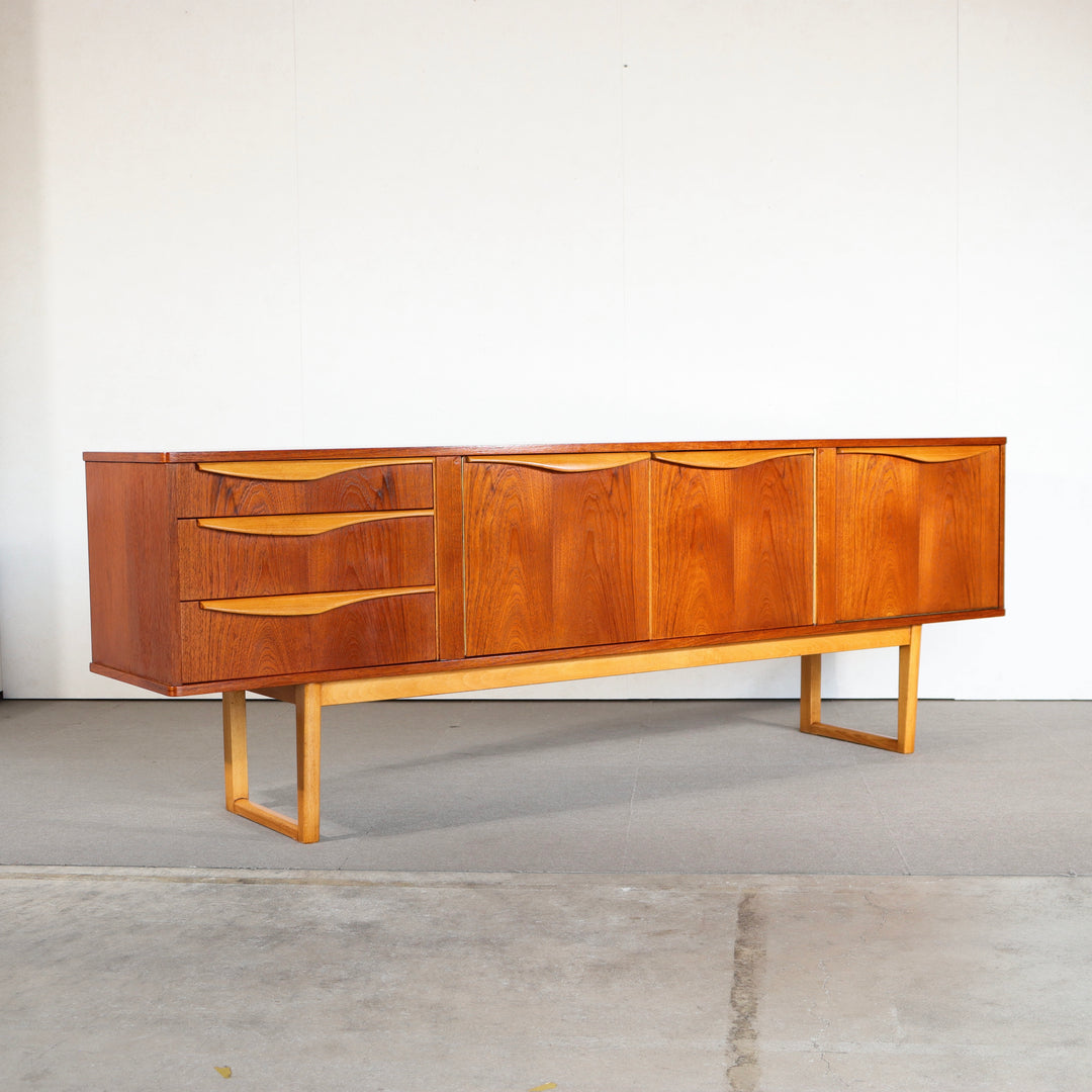 【comingsoon!】 STONEHILL TEAK SIDEBOARD ItemCode-DAWN33