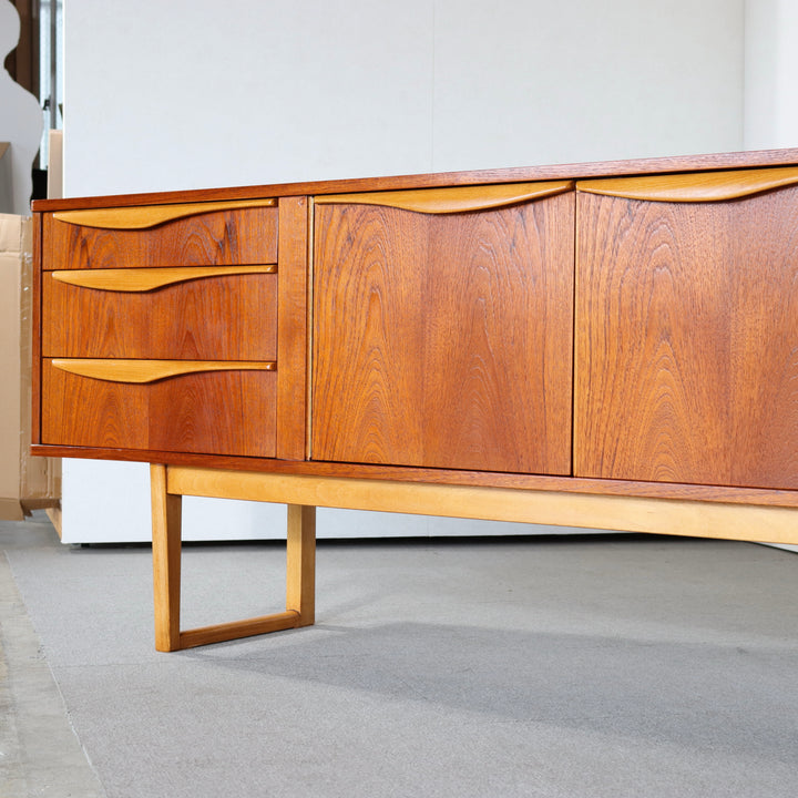 【comingsoon!】 STONEHILL TEAK SIDEBOARD ItemCode-DAWN33