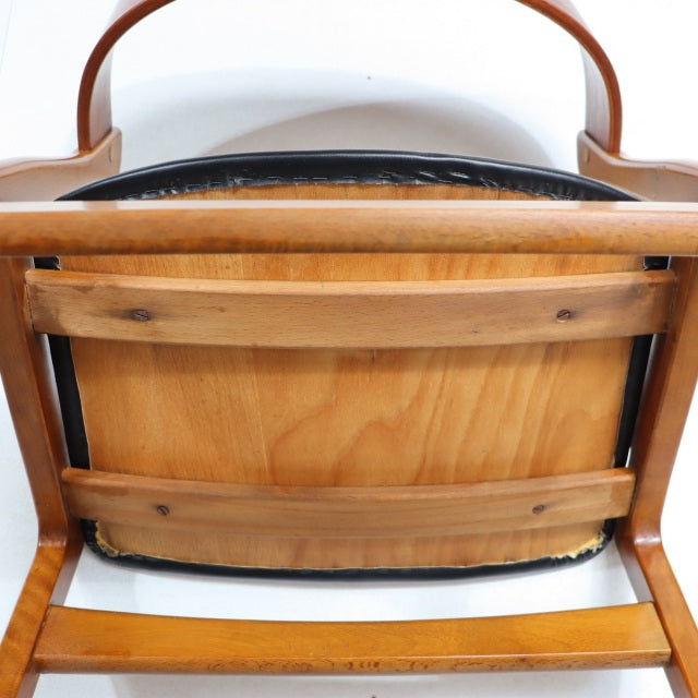 Henning Kjaernulf/model72/ダイニングチェア　デンマーク製　送料込　２脚目以降割引有　商品番号30094a