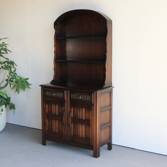 ウェルチグレープ100！　Bennett Woodworkingのウェルシュドレッサー　オーク材　商品番号24041