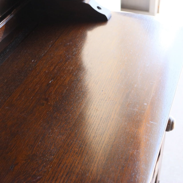 ウェルチグレープ100！　Bennett Woodworkingのウェルシュドレッサー　オーク材　商品番号24041