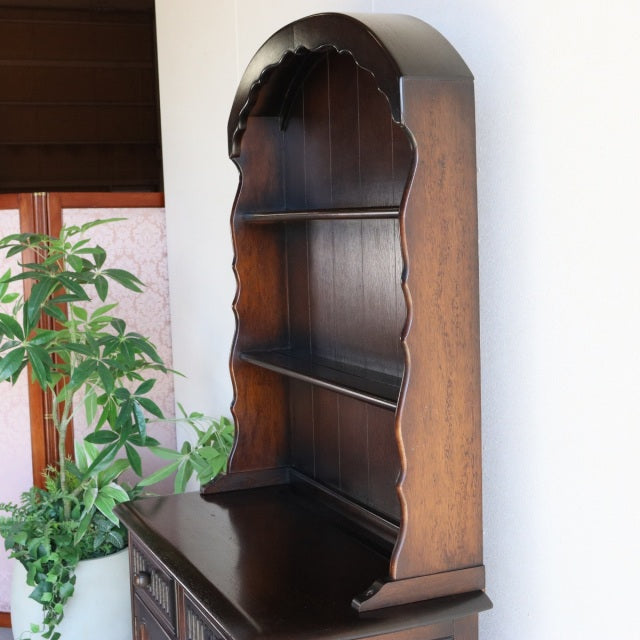 ウェルチグレープ100！　Bennett Woodworkingのウェルシュドレッサー　オーク材　商品番号24041