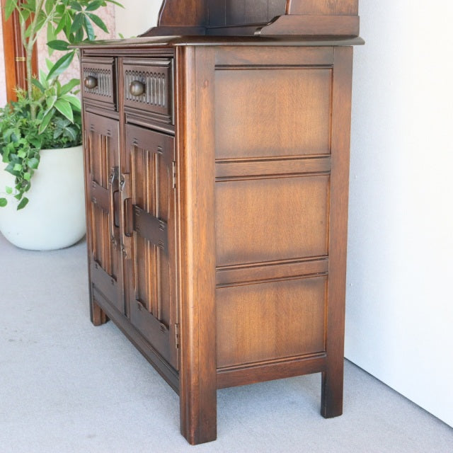 ウェルチグレープ100！　Bennett Woodworkingのウェルシュドレッサー　オーク材　商品番号24041