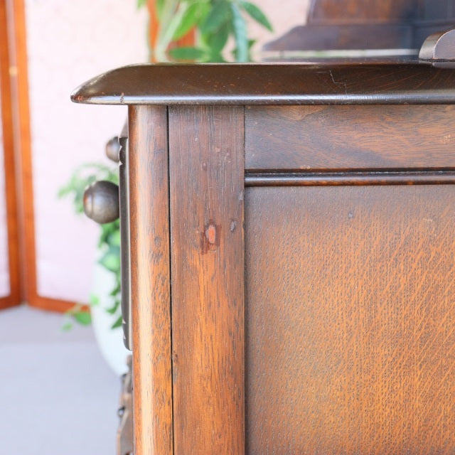 ウェルチグレープ100！　Bennett Woodworkingのウェルシュドレッサー　オーク材　商品番号24041