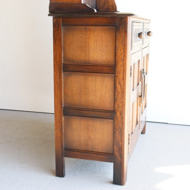 ウェルチグレープ100！　Bennett Woodworkingのウェルシュドレッサー　オーク材　商品番号24041