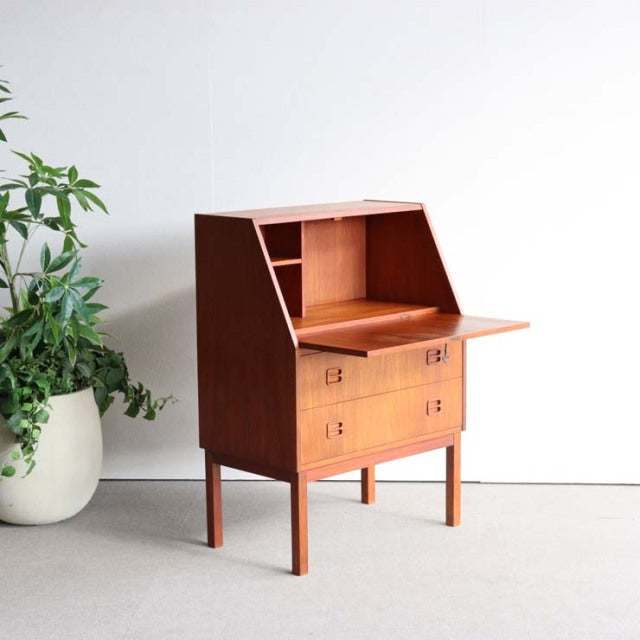 Vintage mid-century teak bureau by Gunnar Nielsen Tibergaard, Danish design with clean lines, tapered legs, and a fold-out.