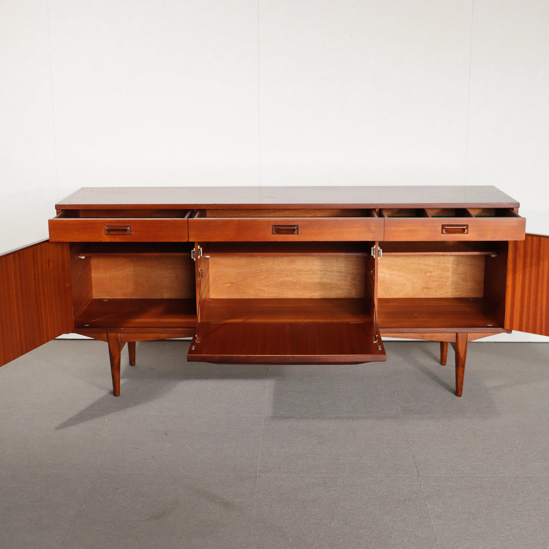 エリオッツ・オブ・ニューベリー(Elliotts Of Newbury)サイドボード | ItemCode-DAWN25 | 送料込
