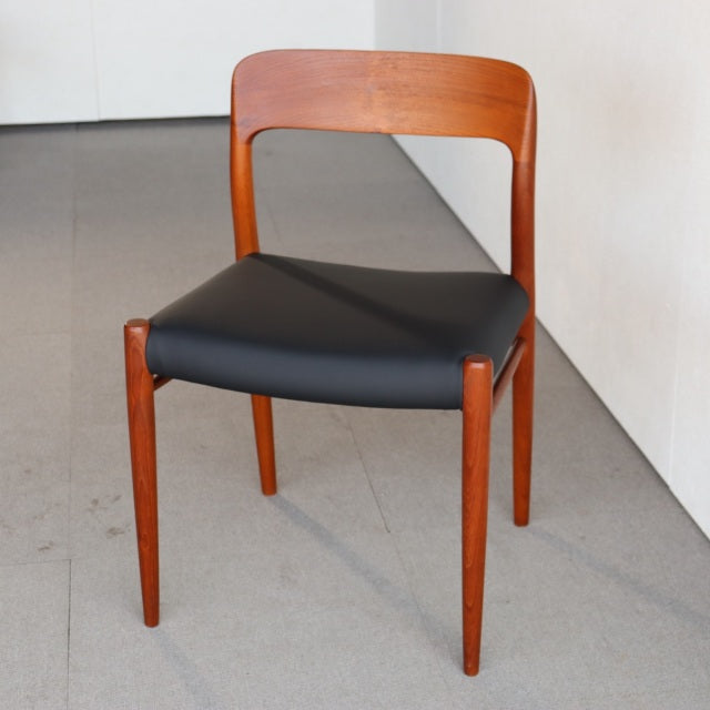 持ち帰り専用デンマーク Niels.O.Mollerニルス・オット・モラー製　ダイニングチェア 商品番号【23182d】