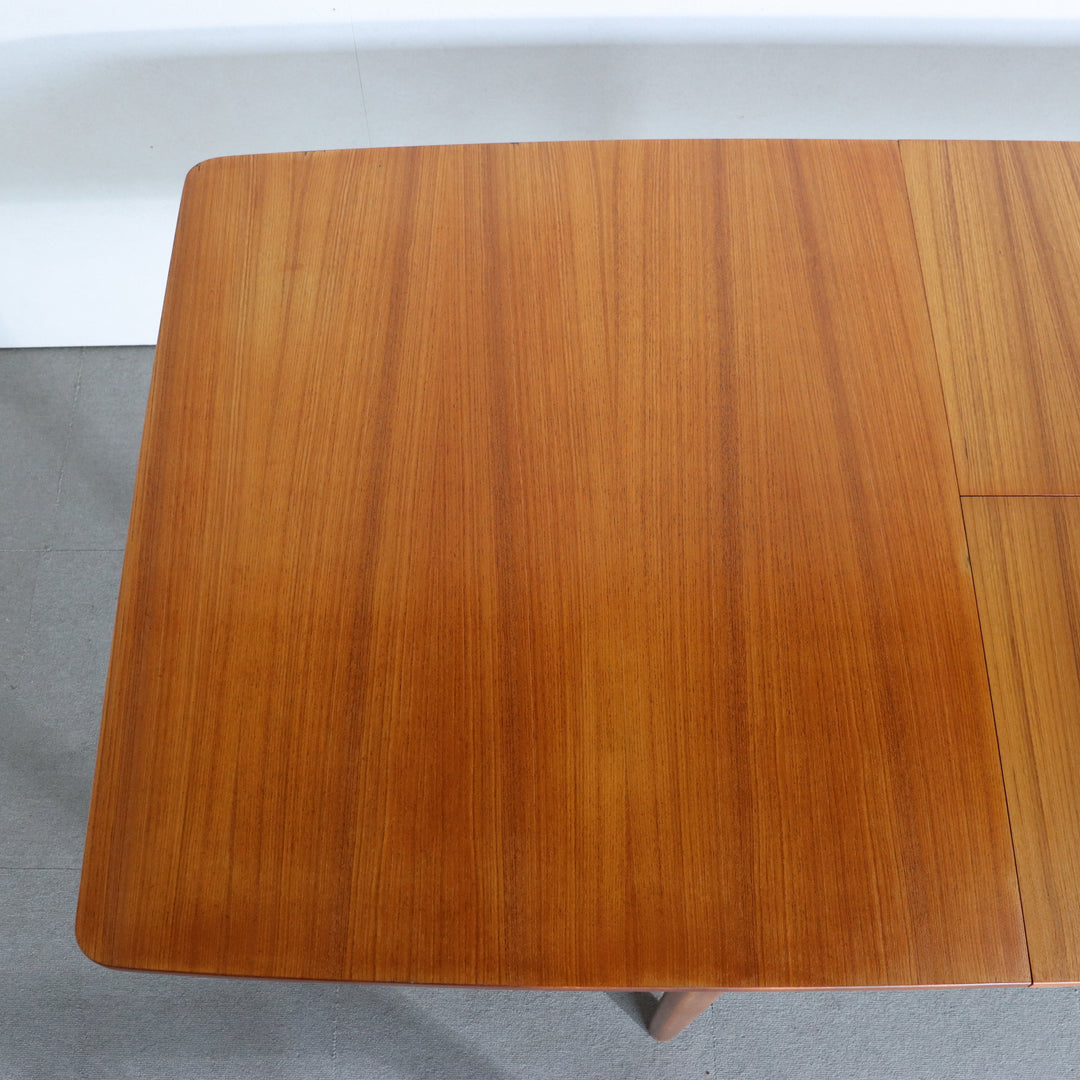 【comingsoon!】 MCINTOSH T3 DINING TABLE ItemCode-DAWN27