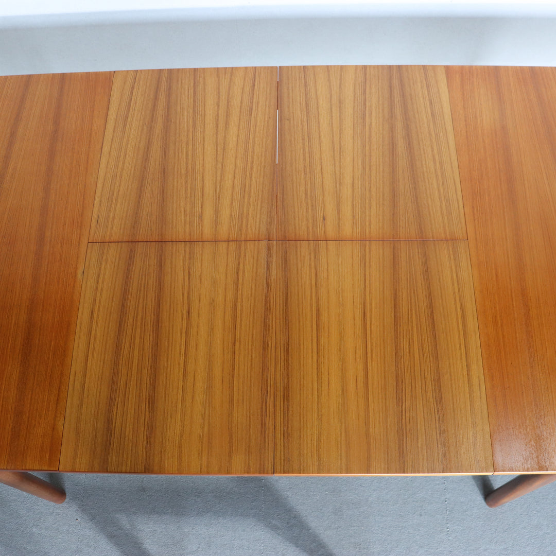 【comingsoon!】 MCINTOSH T3 DINING TABLE ItemCode-DAWN27