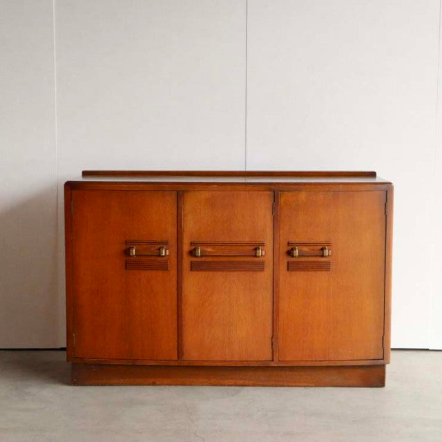 私ＣＣ４１です。アンティークとヴィンテージの交差点。　オーク材キャビネット　サイドボード　商品番号【25095】
