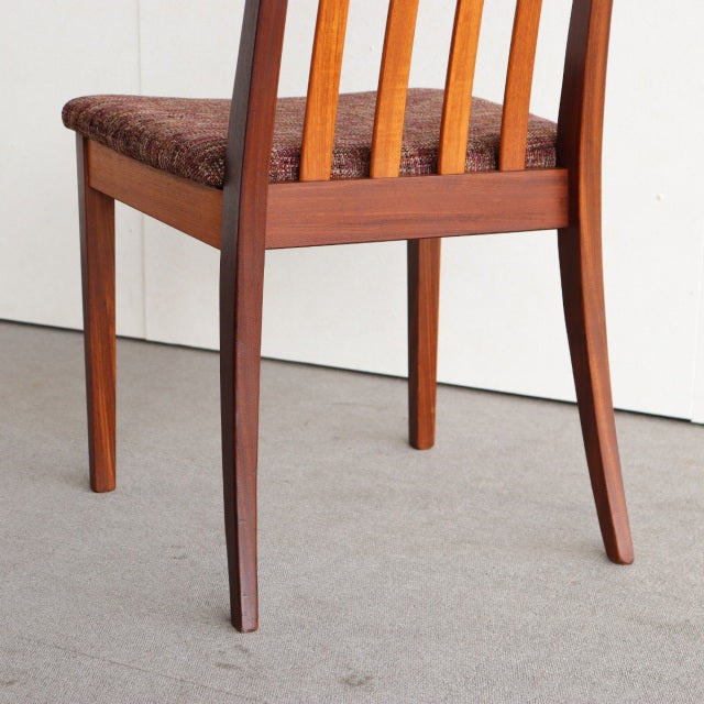 【名作】G-PLAN Slatted-back Dining Chair designed by Leslie G Dandy　座面張替済 商品番号23099f
