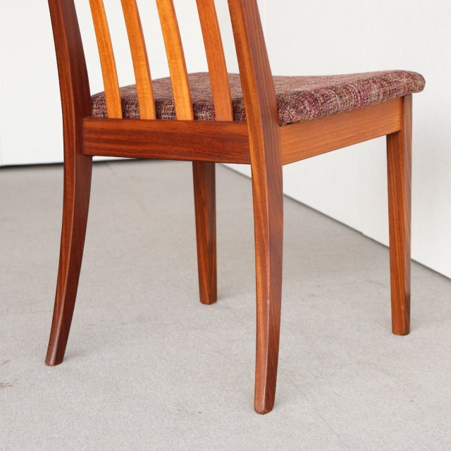 【名作】G-PLAN Slatted-back Dining Chair designed by Leslie G Dandy　座面張替済 商品番号23099f