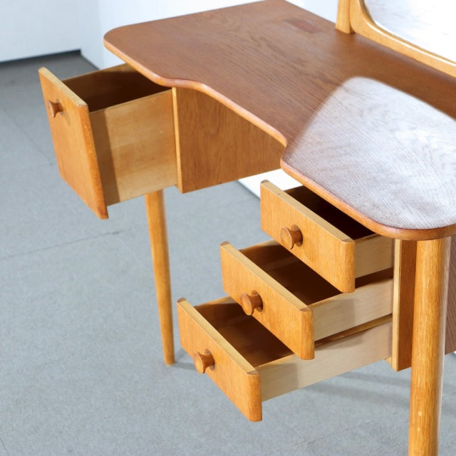 N様専用！DENMARK  DRESSING  TABLE  WITH  MIRROR　商品番号30067