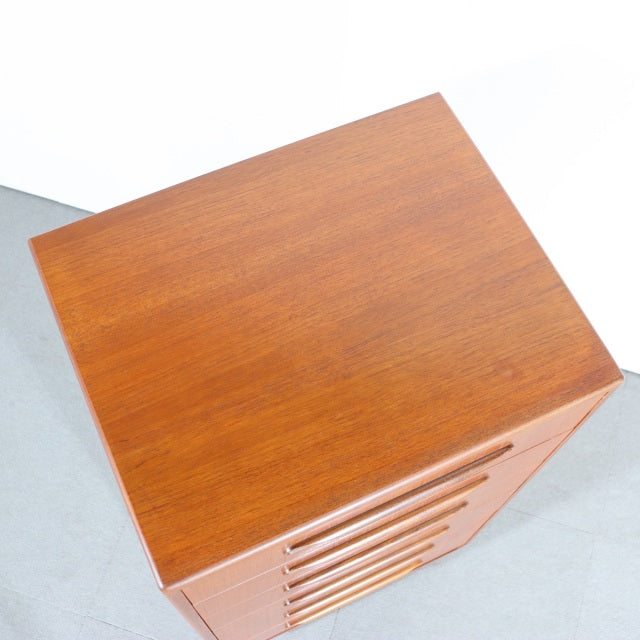 【絶妙な塩味】　ジープランG-PLAN製6段チェスト　送料込　商品番号24009