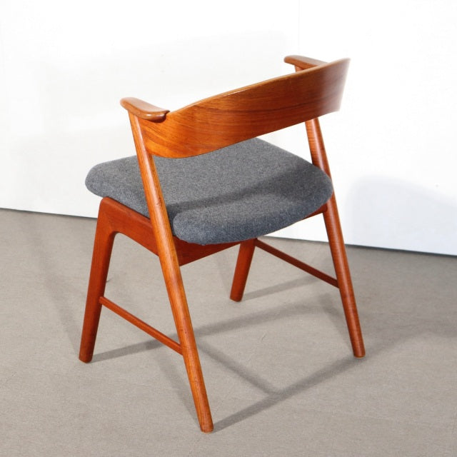 Kai Kristiansen Model-32 ダイニングチェア　ItemCode-SKOV97c | 送料込