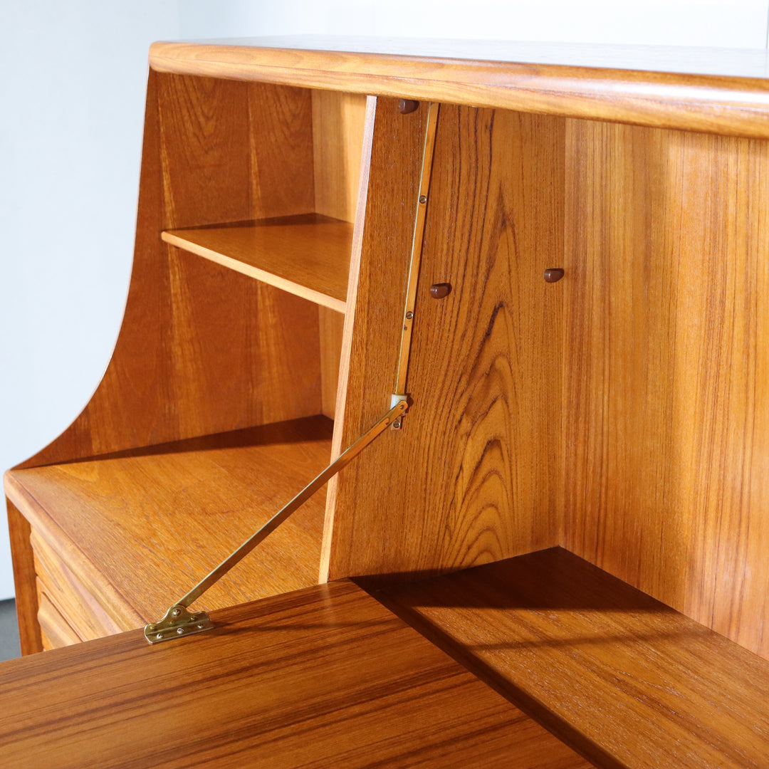 【comingsoon!】 YOUNGER TEAK HIGHBOARD ItemCode-DAWN30