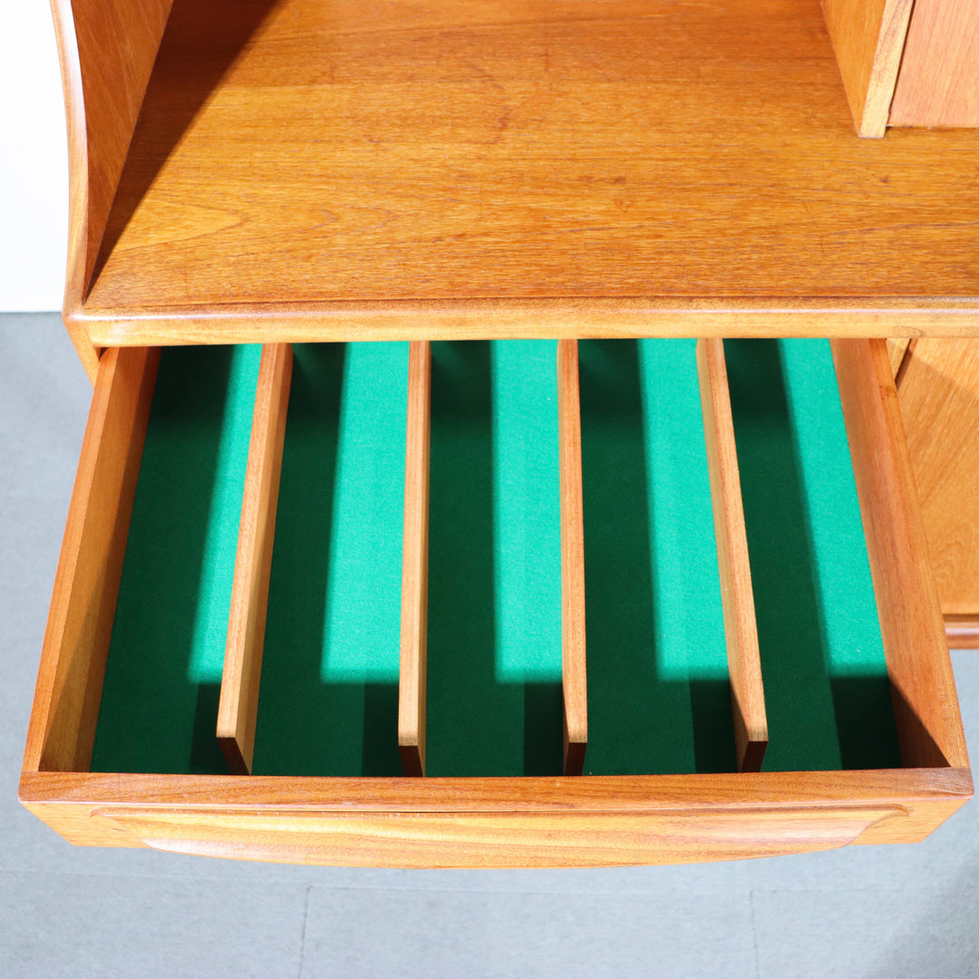 【comingsoon!】 YOUNGER TEAK HIGHBOARD ItemCode-DAWN30