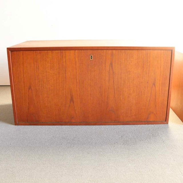 Vintage mid-century teak cabinet by Preben Sørensen for Randers Møbelfabrik, Danish design with rich wood grain and clean.