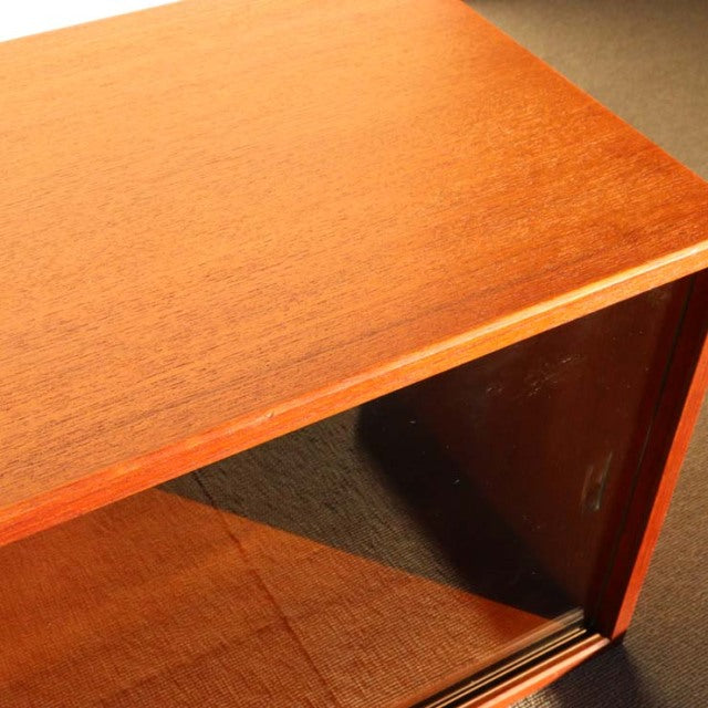 Mid-century vintage teak cabinet top and side panel with rich wood grain, designed by Preben Sørensen for Danish brand.