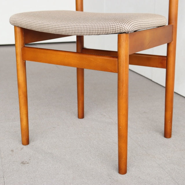 VINTAGE TEAK DINING CHAIR ヴィンテージダイニングチェア チーク材　座面張替済　商品番号23187a