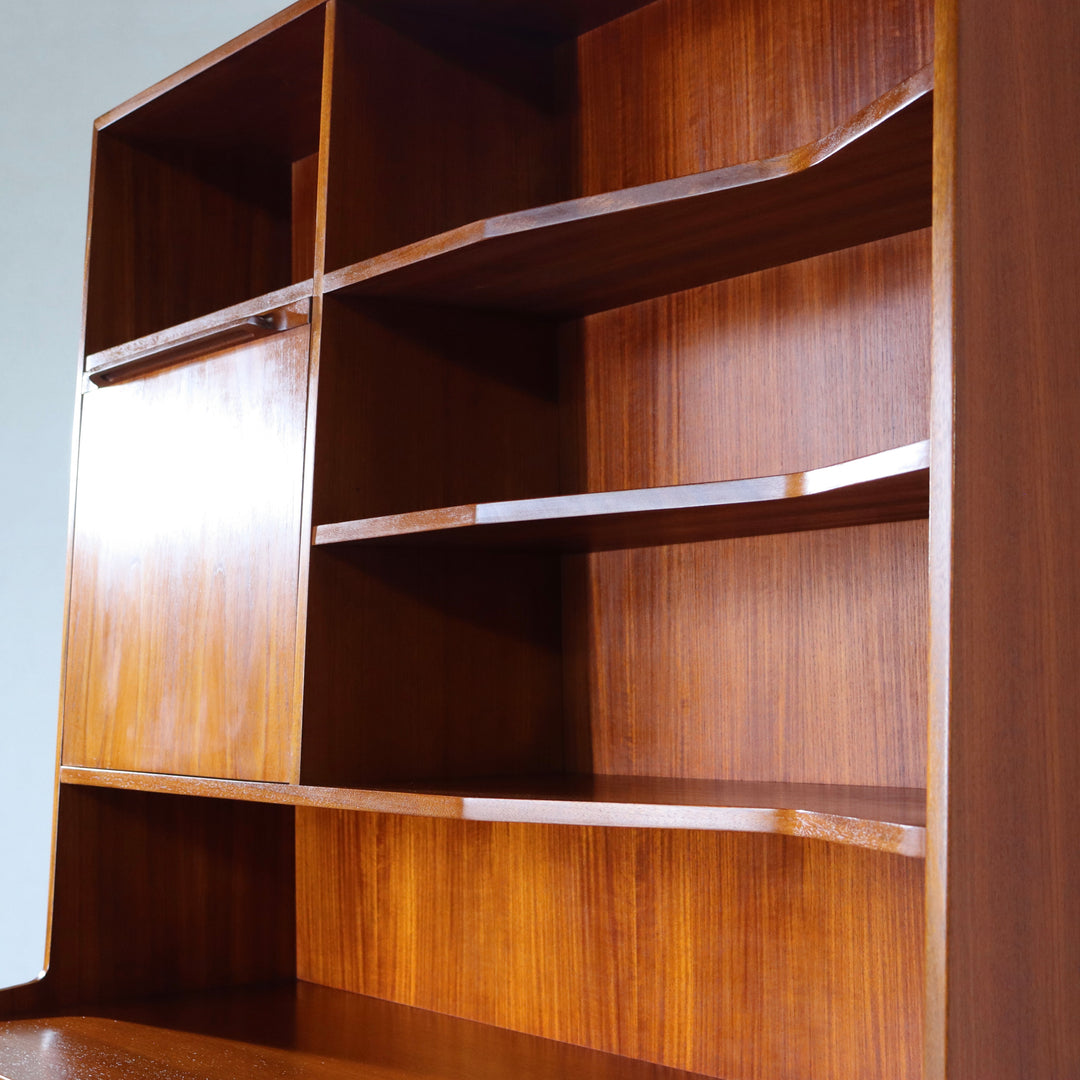 【comingsoon!】 MCINTOSH TALL BOOKCASE ItemCode-DAWN51