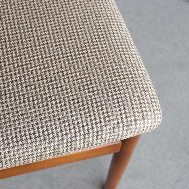 VINTAGE TEAK DINING CHAIR ヴィンテージダイニングチェア チーク材　座面張替済　商品番号23187c