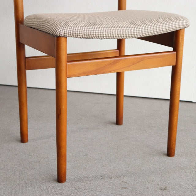VINTAGE TEAK DINING CHAIR ヴィンテージダイニングチェア チーク材　座面張替済　商品番号23187d