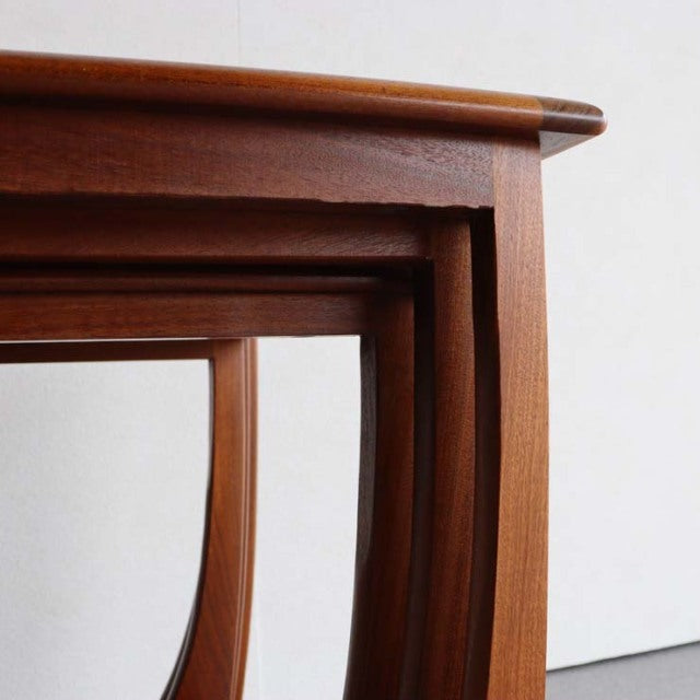 どこから見ても絵になってしまうネストテーブル　G-plan Fresco nest table　商品番号24008