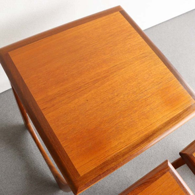 どこから見ても絵になってしまうネストテーブル　G-plan Fresco nest table　商品番号24008