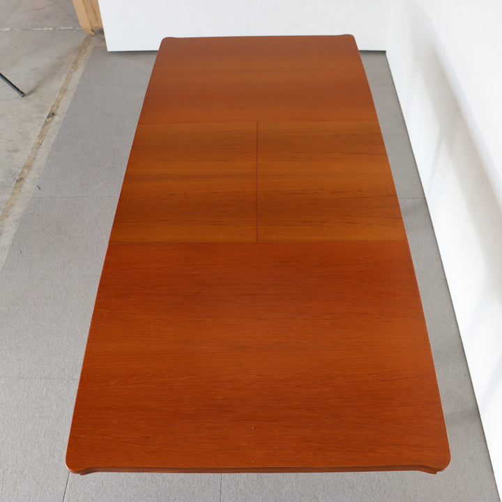 【comingsoon!】 MCINTOSH RECTANGULAR DINING TABLE ItemCode-DAWN35