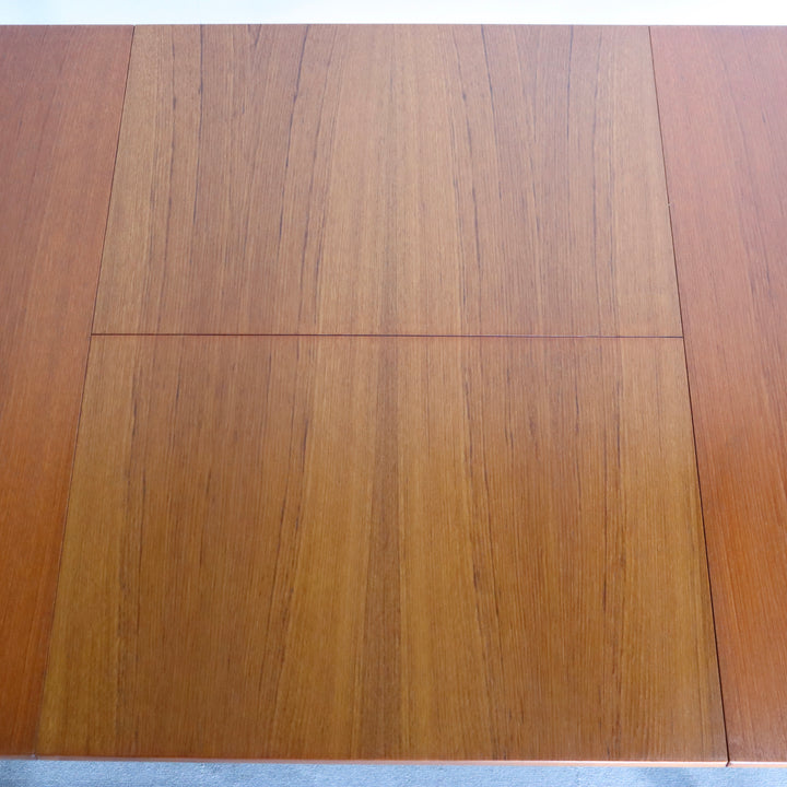 【comingsoon!】 MCINTOSH RECTANGULAR DINING TABLE ItemCode-DAWN35