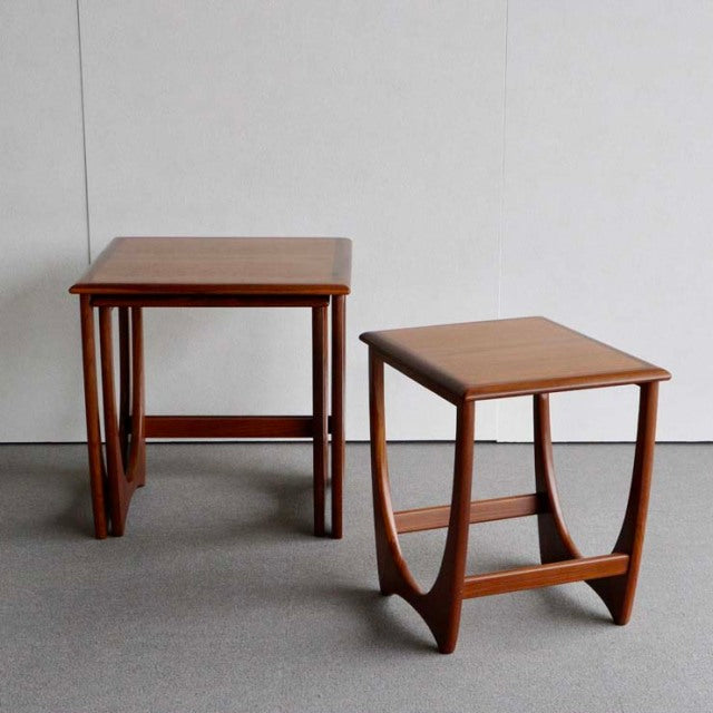 どこから見ても絵になってしまうネストテーブル　G-plan Fresco nest table　商品番号24008