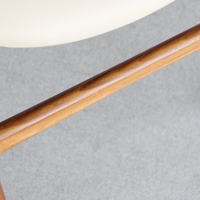 M様専用【送料込み】　2脚目以降割引あり　エリック・バッハErik Buch Model 49 ダイニングチェア　背もたれダメージあり　商品番号23126d