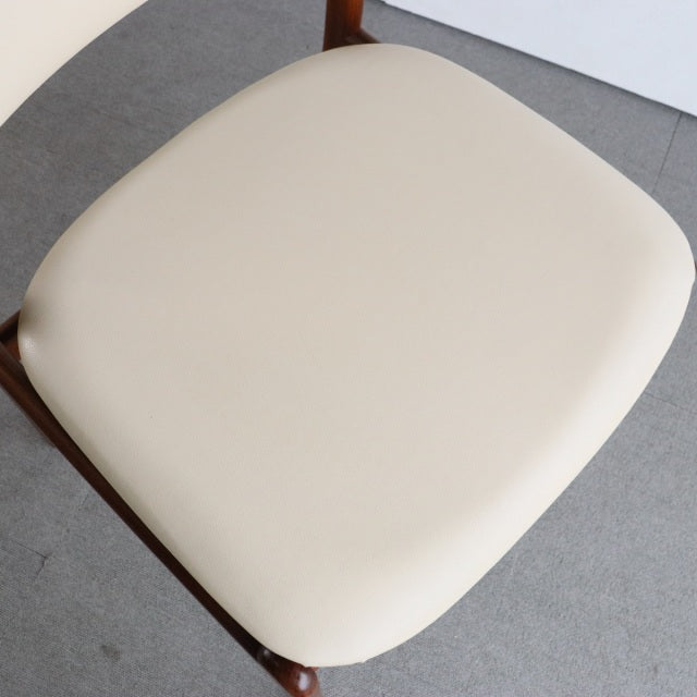 M様専用【送料込み】　2脚目以降割引あり　エリック・バッハErik Buch Model 49 ダイニングチェア　背もたれダメージあり　商品番号23126d