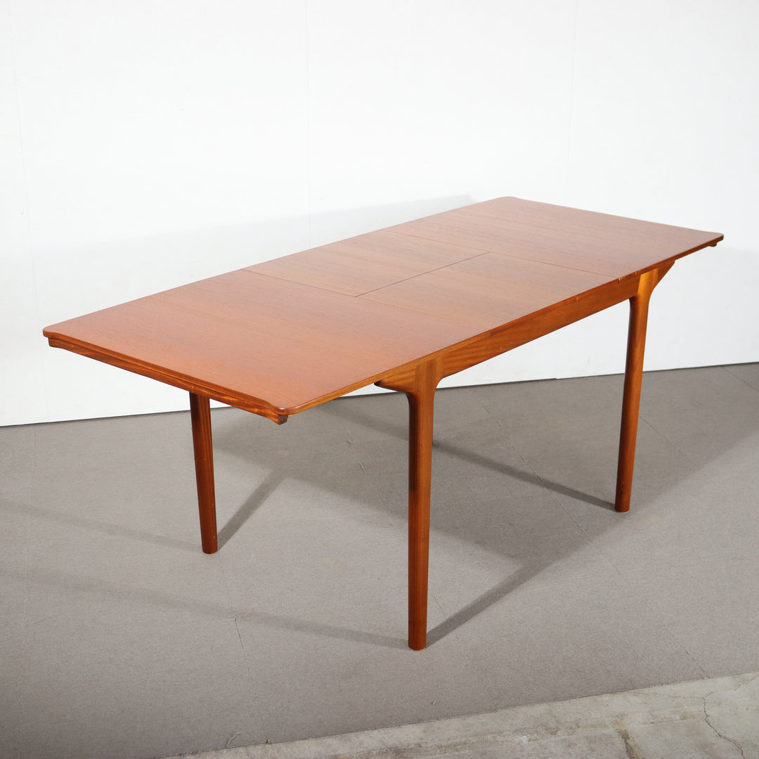 【comingsoon!】 MCINTOSH RECTANGULAR DINING TABLE ItemCode-DAWN35