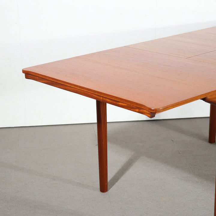 【comingsoon!】 MCINTOSH RECTANGULAR DINING TABLE ItemCode-DAWN35
