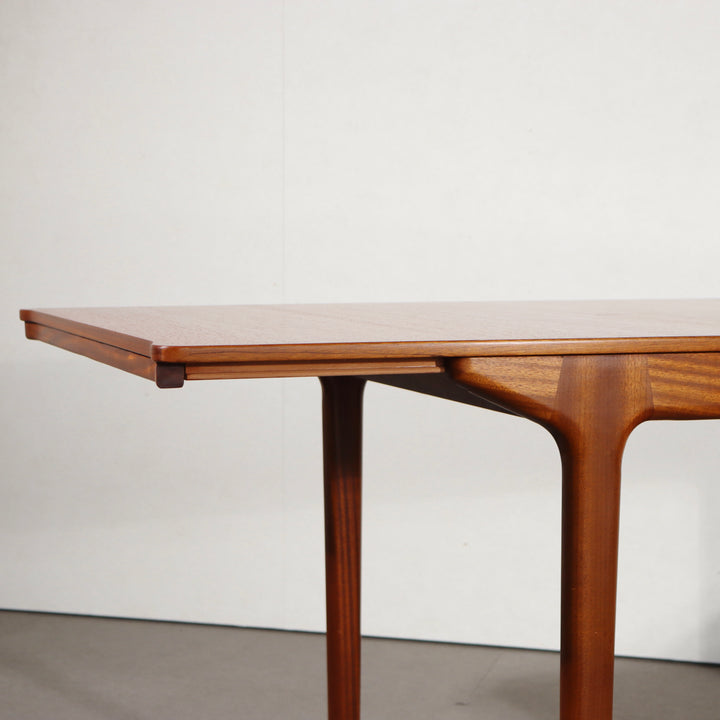 【comingsoon!】 MCINTOSH RECTANGULAR DINING TABLE ItemCode-DAWN35