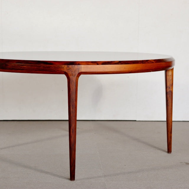 デンマーク製ラウンドコーヒーテーブル by Johannes Andersen【ヨハネスカット】 ItemCode-SKOV126 | 送料込