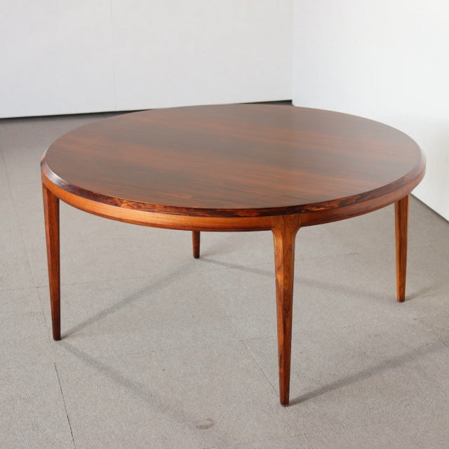 デンマーク製ラウンドコーヒーテーブル by Johannes Andersen【ヨハネスカット】 ItemCode-SKOV126 | 送料込