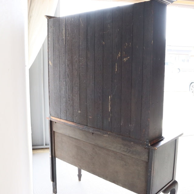 み～んみんみん。　無垢のオーク材による1920年代のキャビネット　商品番号25012
