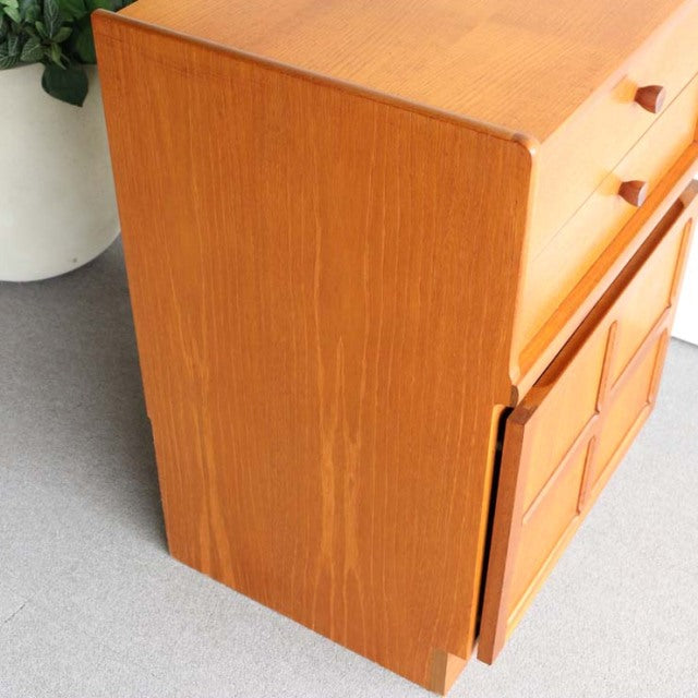 お新香のような名脇役　NATHAN製　スモールカップボード　商品番号25052