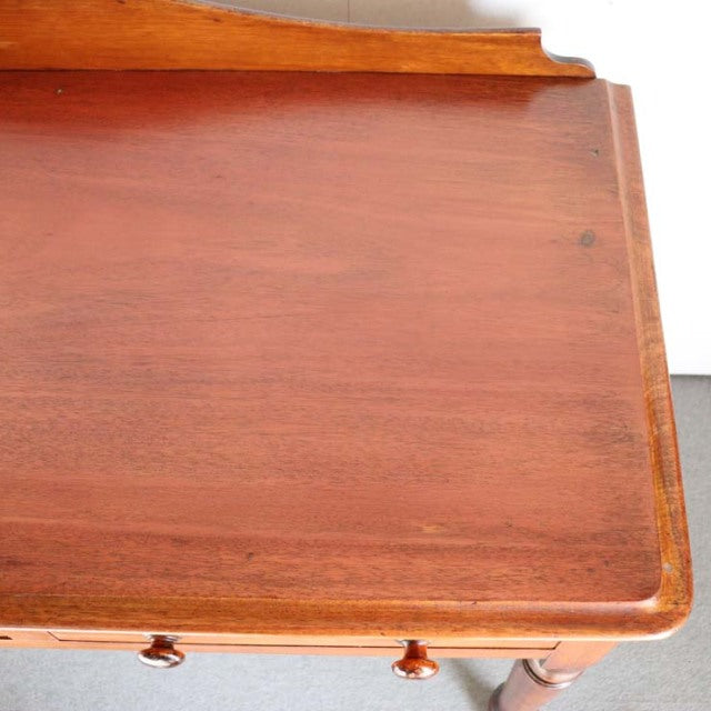 ヴィンテージでは消えた家具　Whole Table　アンティークのホールテーブル　商品番号25055